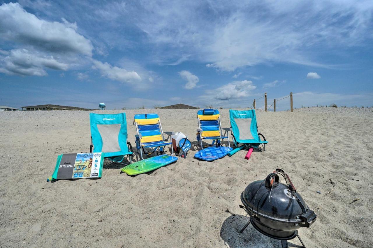 Oak Island Beachfront Condo With Community Pool Экстерьер фото